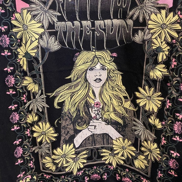 SOLD OUT Stevie Nicks Follow the Sun Graphic Band T-Shirt - Picture 5 of 5